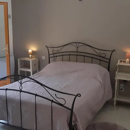 Bed & Breakfast D'hote L'occitane Cucugnan